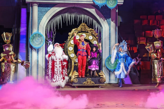 Королевство ледяных фонтанов «Сказка 13 месяцев»