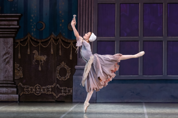 &Bcy;&acy;&lcy;&iecy;&tcy; &laquo;&Zcy;&ocy;&lcy;&ucy;&shcy;&kcy;&acy;&raquo;